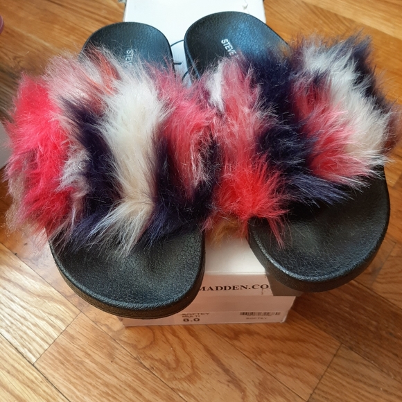 Steve Madden Softey Multi slides - Picture 3 of 3